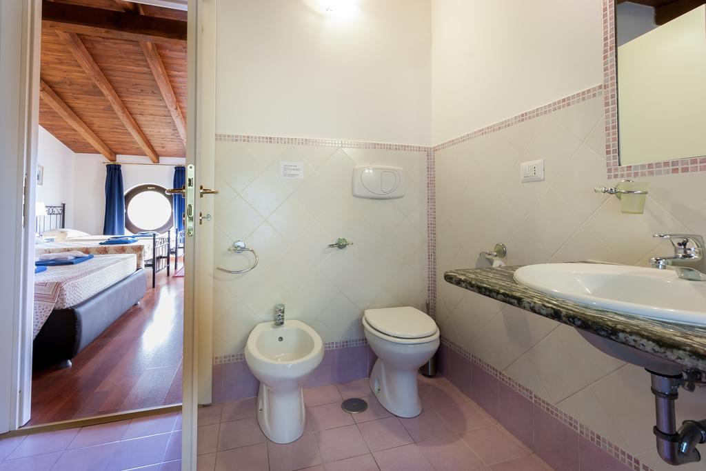 Villaggio Azzurro Róma Szoba fotó
